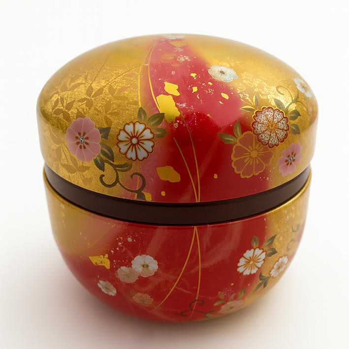 Boite japonaise rouge et dorée, fleurie